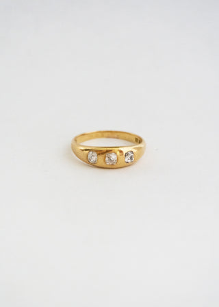 Vintage 3 Diamond Ring