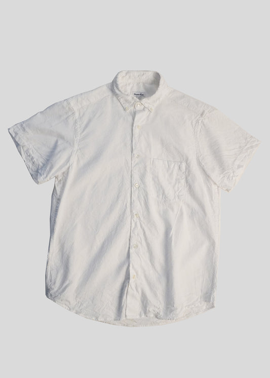 Front Flat lay of short sleeve single needle shirt in white crinkle cotton 