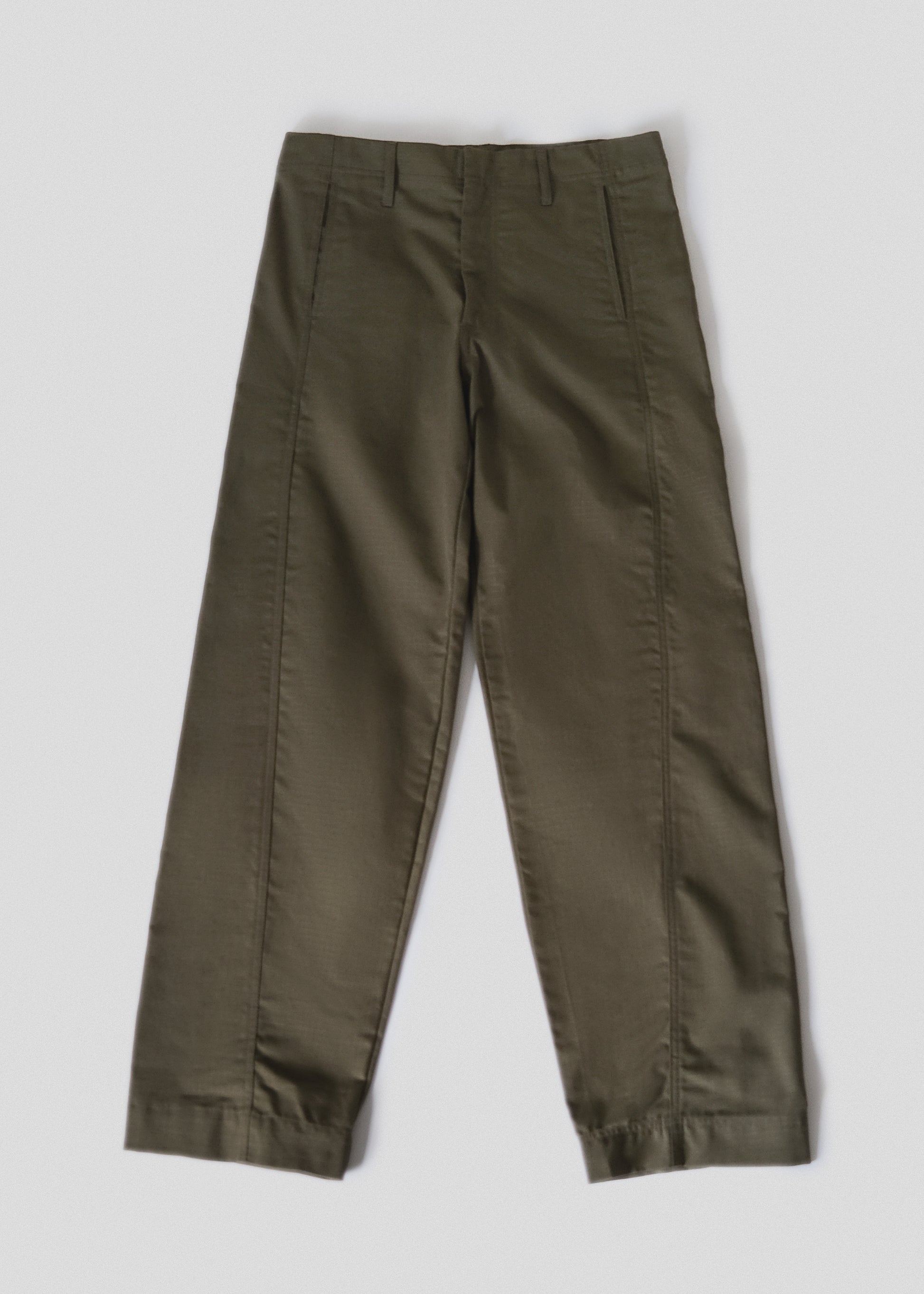 front flat lay of slacker pants in color ranger green