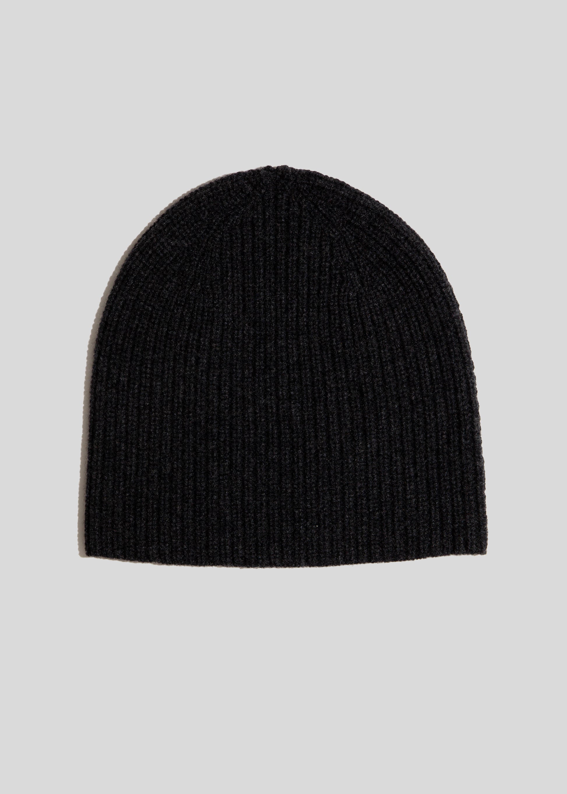 Front flat lay of beanie color charcoal